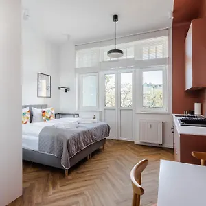  Apartament Przytulne I Komfortowe Studia Very Berry W Poznaniu By Renters